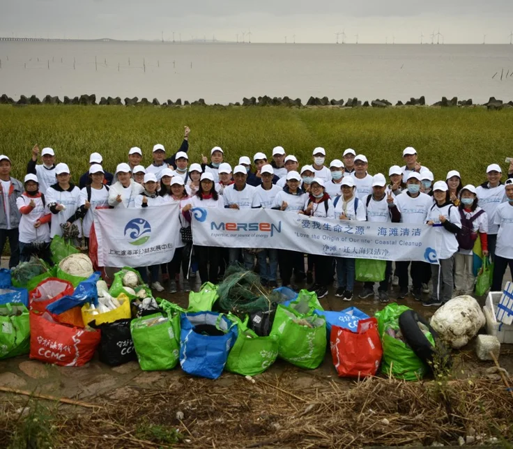 Mersen China costal cleanup