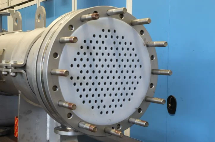 Silicon carbide heat exchanger